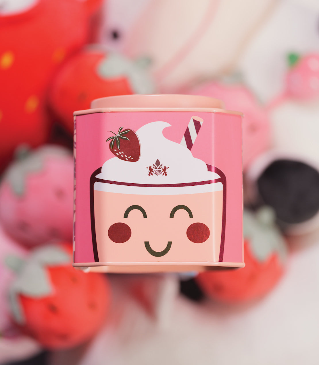 Harney & Sons- Strawberry Milkshake- Tin of 30 Sachets- Mood shot